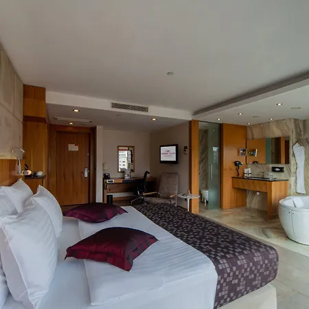 Crowne Plaza Harbiye By Ihg Hotel