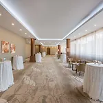 Hotel Crowne Plaza Harbiye By Ihg 5*