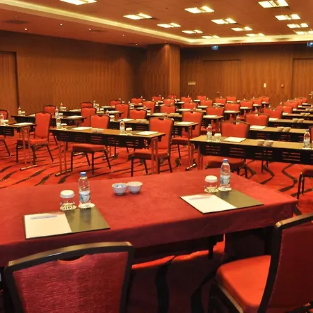 Crowne Plaza Harbiye By Ihg Hotell