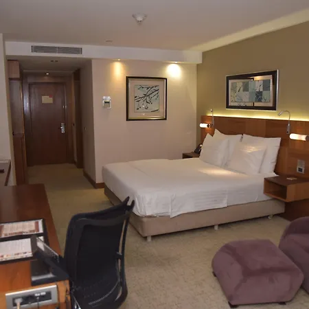Crowne Plaza Harbiye By Ihg Hotell Istanbul