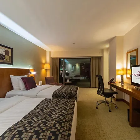Отель Crowne Plaza Harbiye By Ihg 5*