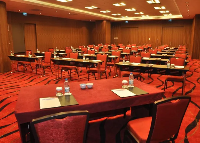 クラウンプラザ ハルビエ ホテル