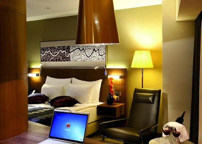 クラウンプラザ ハルビエ