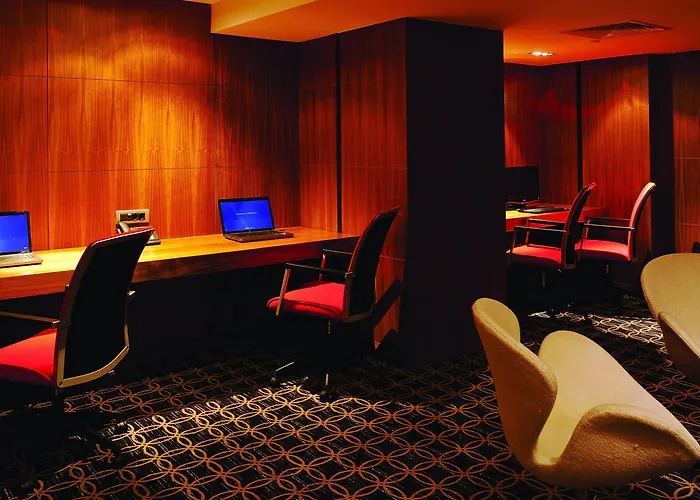 クラウンプラザ ハルビエ ホテル 5*